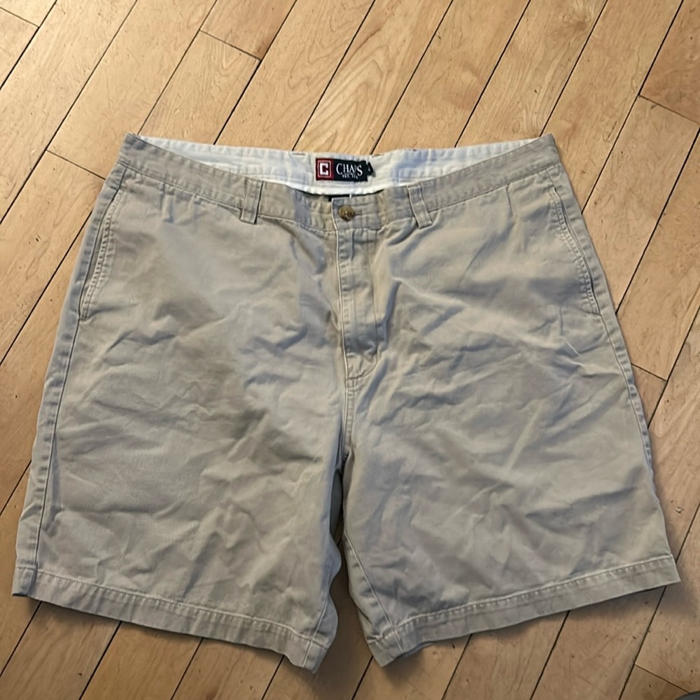 Chaps Men’s Khaki Shorts Size 42